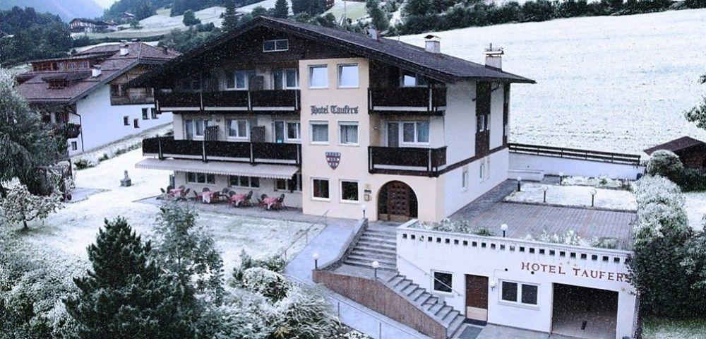 图弗雷斯酒店 莫里尼蒂图雷斯 外观 照片